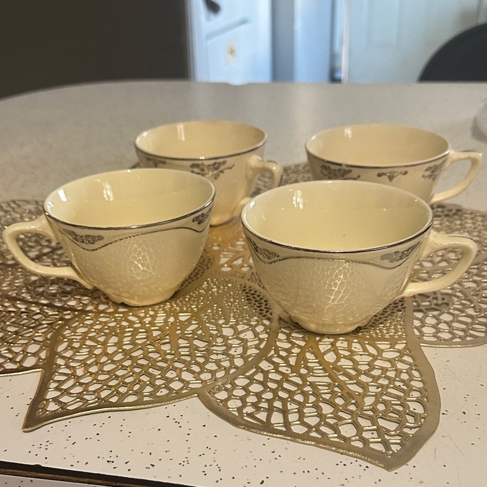Elegant Cream Tea Cups Set